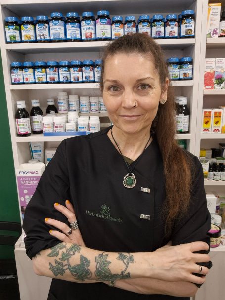 Herbolario Alquimia con plantas medicinales y fitoterapia natural